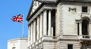 İngiltere Merkez Bankası faizi sabit bıraktı
