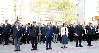 Karşıyaka 18 Mart şehitlerini andı