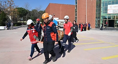 Manisa'da okullarda deprem tatbikatı!