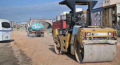Manisa'da yol çalışmaları tam gaz