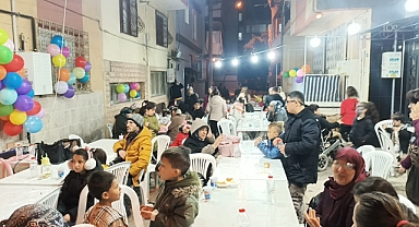 Marufi Kadınları Yetim Çocukların Yüzünü Güldürdü