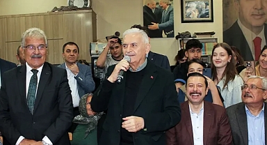 Binali Yıldırım, Ödemiş'te vatandaşlarla buluştu