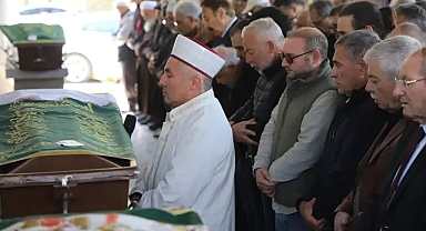 Ersun Yanal'ın annesi Bahriye Yanal'a son görev