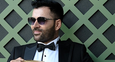 Hem Müteahhit Hem Oyuncu!