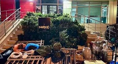 Villaya zehir baskını: 4 şüpheli yakalandı