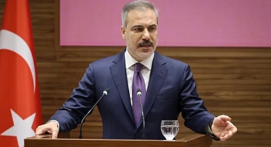 Fidan, Pakistan Dışişleri Bakanı ile görüştü