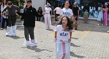 Karabağlar’da baharın coşkusu gençlerle buluştu