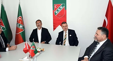 Karşıyaka'da birleşme çağrısı!