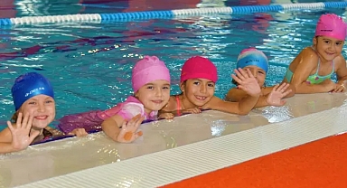 Aliağa’da yaz dönemi yüzme kursları başlıyor