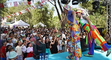 Bornova'da rengarenk yaz şenliği!