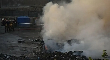 Çöplükte korkutan yangın!