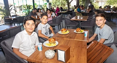 Güzelbahçe Belediyesi’nden öğrencilere sürpriz