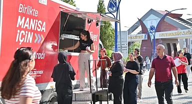 Manisa Büyükşehir, YKS günü öğrencilerin yanındaydı