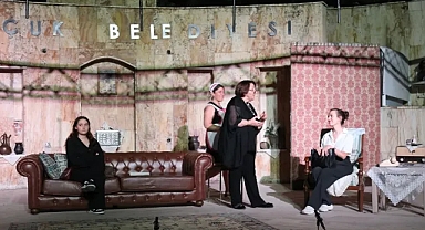 Selçuk'ta sanat ve dayanışma Amfi Tiyatro sahnesinde buluştu