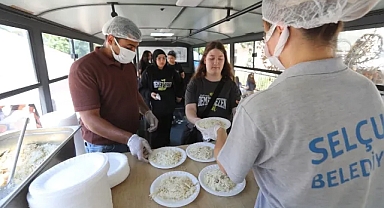 Selçuklu öğrencilere yeni müjde: 3. Kent Lokantası öğrenci otobüsü yolda!