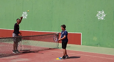 Başkan Çerçioğlu’ndan geleceğin tenisçilerine destek