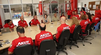 Başkan Kınay'dan AKUT ziyareti: Karabağlar’da daha fazlasını yapmalıyız!