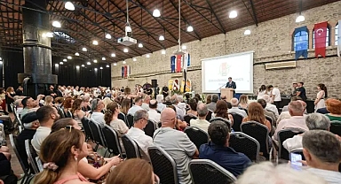 Başkan Tugay'dan 'özgür basın' mesajı!