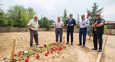 Başkan Tugay'dan yangın şehidine ziyaret