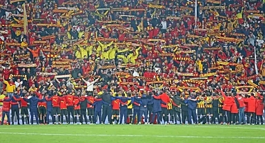 Göz-Göz taraftarıyla buluşuyor