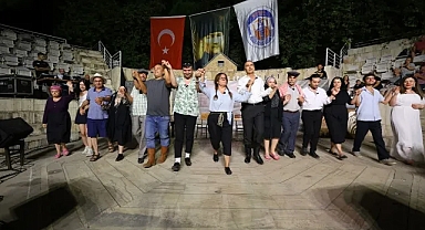 İlmik İlmik'e Selçuk’ta büyük beğeni