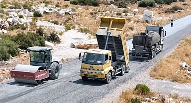 Aydın'da yol yenileme çalışmaları sürüyor