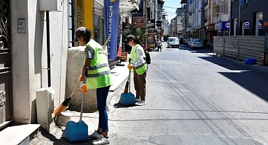 Bornova'da dip bucak temizlik!