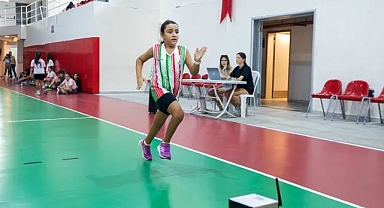 Karşıyaka’da örnek hizmet: Sportif yetenekler keşfediliyor